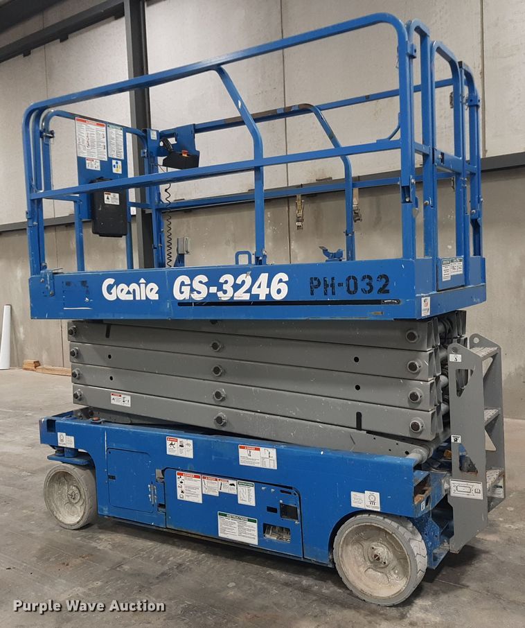 image for item OF9647 Genie GS-3246  scissor lift