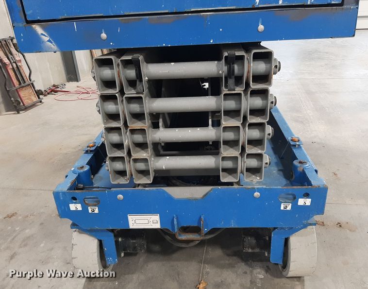 image for item OF9647 Genie GS-3246  scissor lift