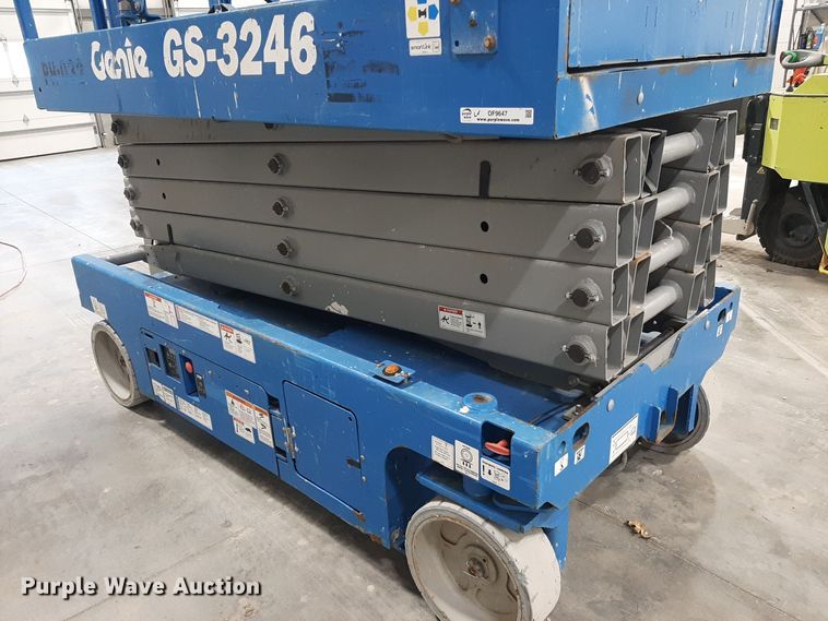 image for item OF9647 Genie GS-3246  scissor lift