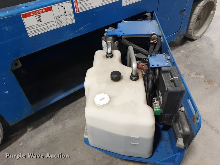 image for item OF9647 Genie GS-3246  scissor lift