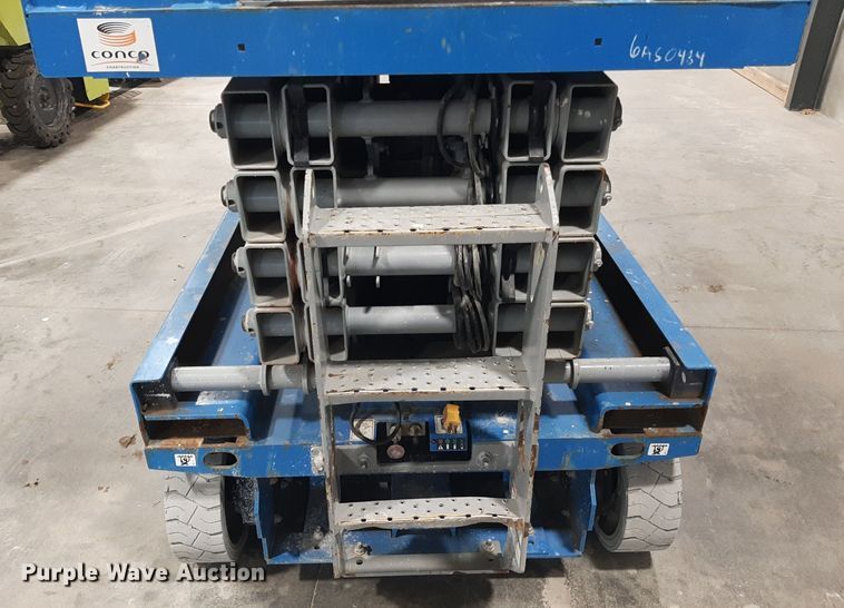 image for item OF9647 Genie GS-3246  scissor lift