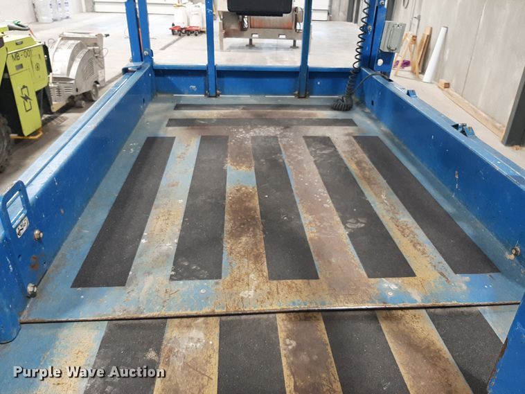 image for item OF9647 Genie GS-3246  scissor lift