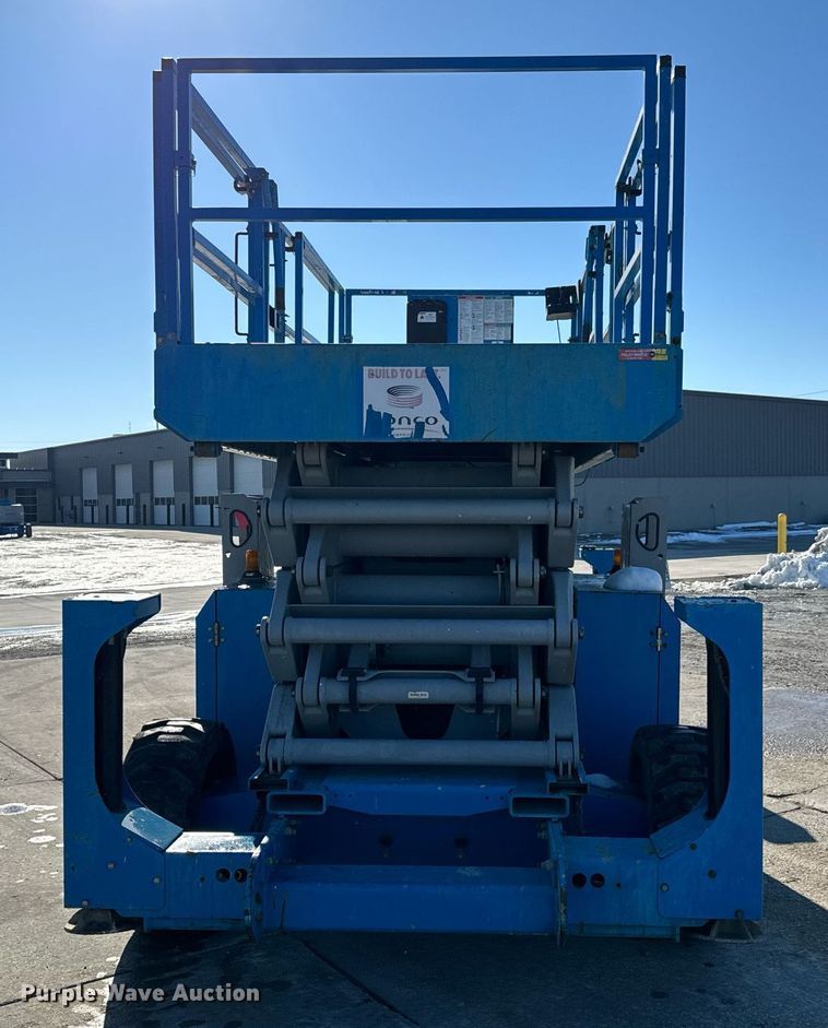 image for item OF9648 2008 Genie GS-5390  scissor lift
