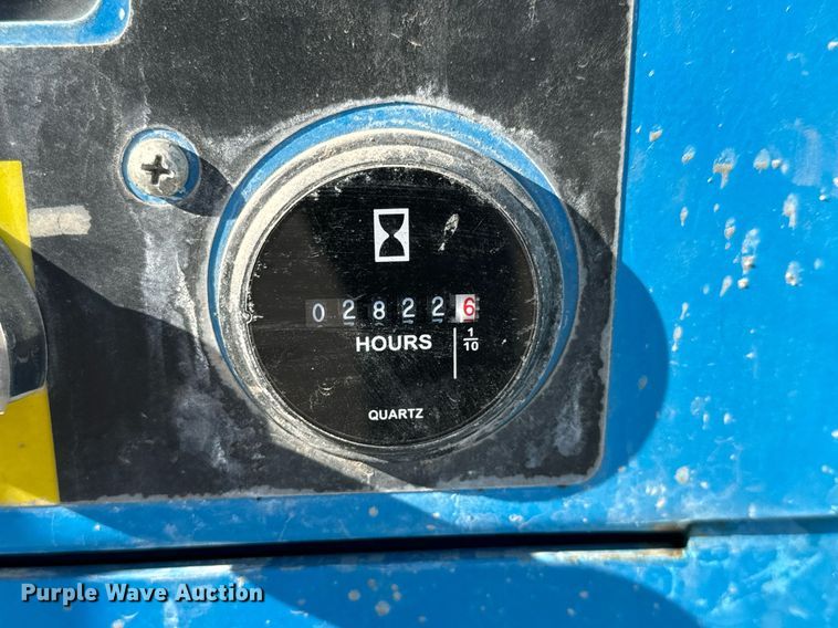 image for item OF9648 2008 Genie GS-5390  scissor lift