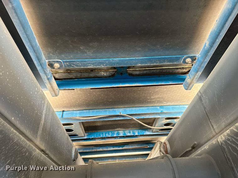 image for item OF9648 2008 Genie GS-5390  scissor lift