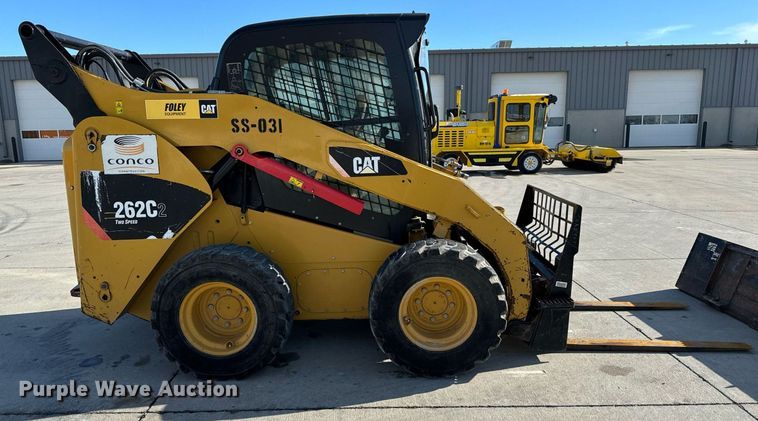 image for item OF9653 2013 Caterpillar 262C Series 2  skid steer loader