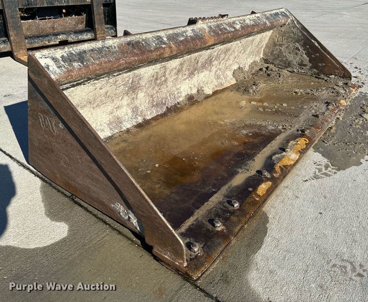 image for item OF9653 2013 Caterpillar 262C Series 2  skid steer loader