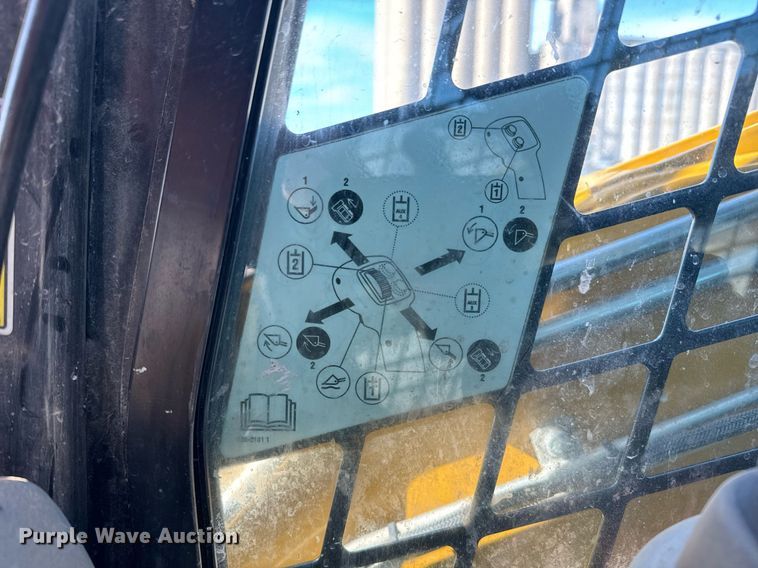 image for item OF9653 2013 Caterpillar 262C Series 2  skid steer loader