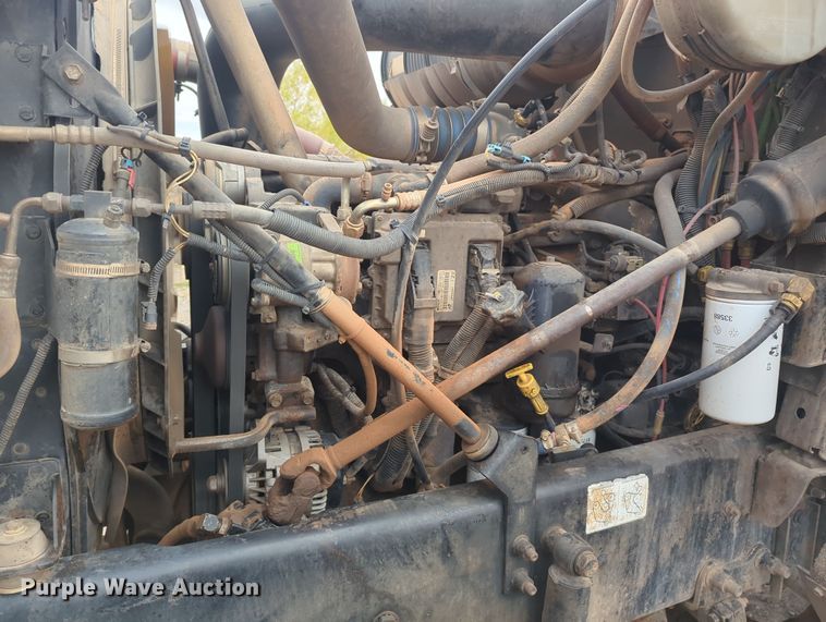 image for item OL9185 2005 Mack CHN613  dump truck