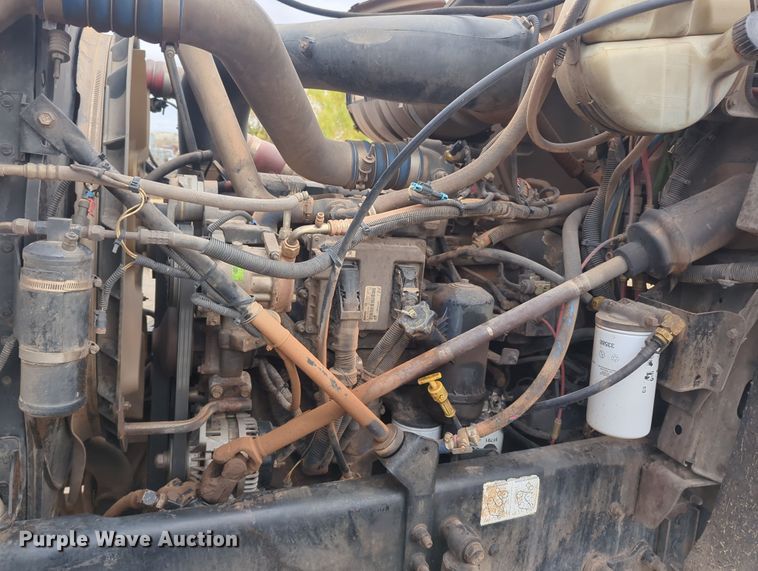 image for item OL9185 2005 Mack CHN613  dump truck