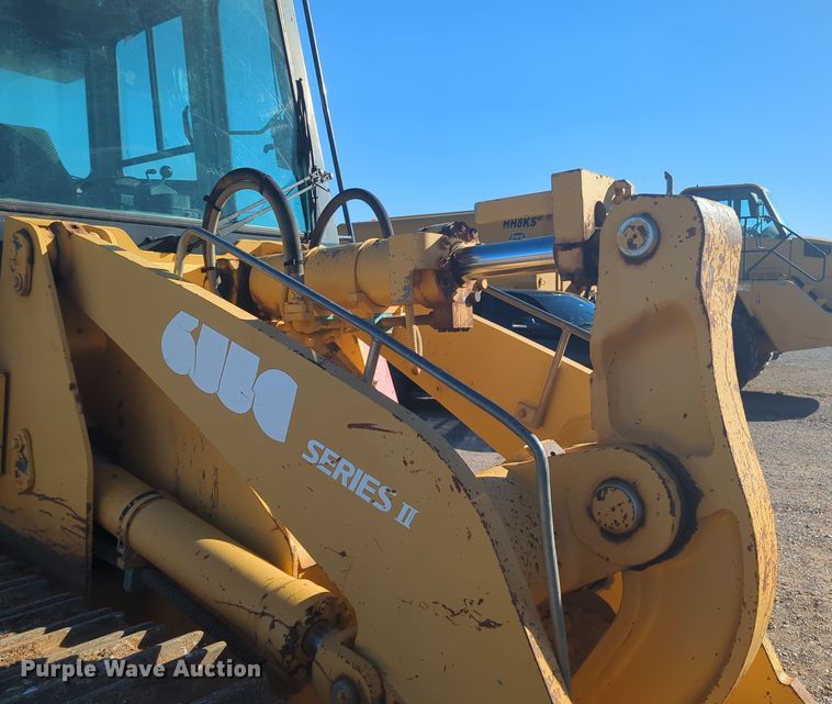 image for item OL9188 2006 John Deere  655C track loader