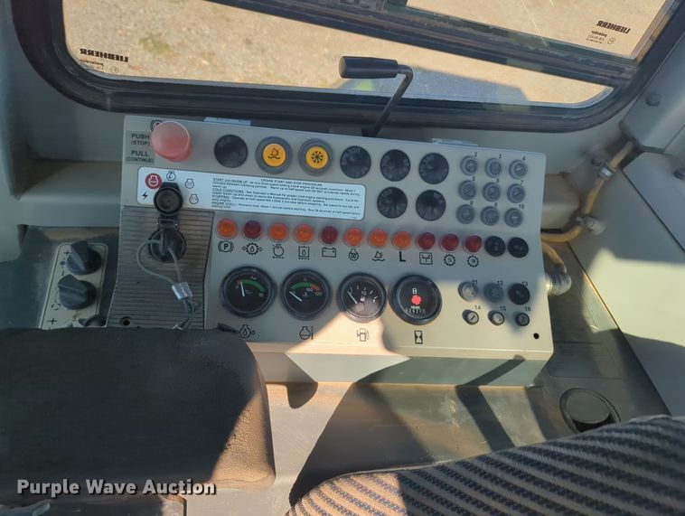 image for item OL9188 2006 John Deere  655C track loader