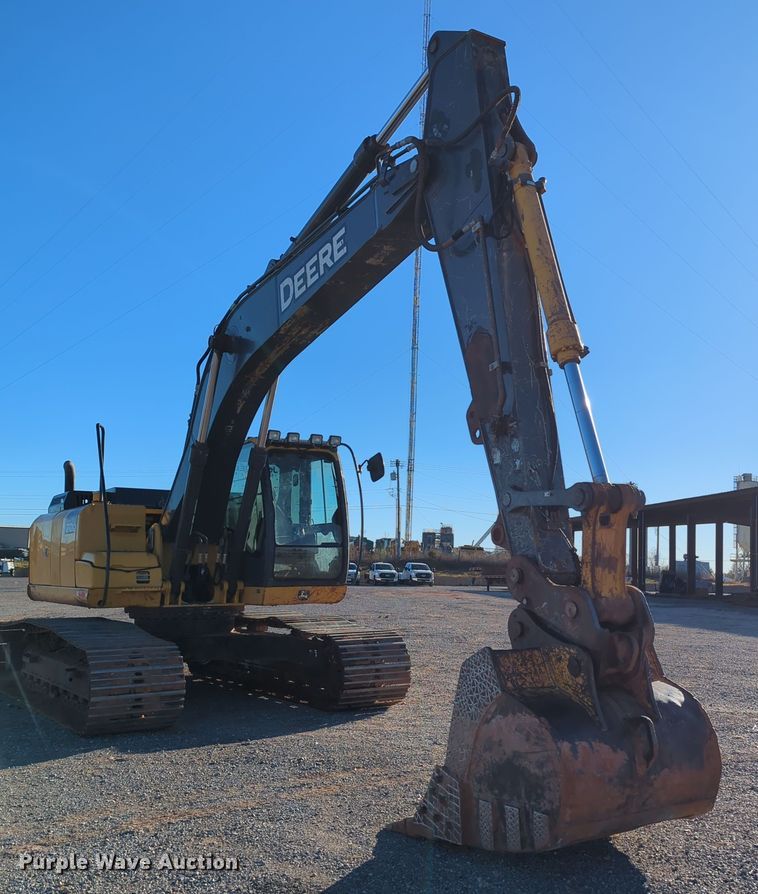 image for item OL9189 2012 John Deere 210G LC  excavator