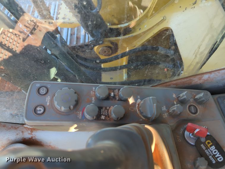 image for item OL9189 2012 John Deere 210G LC  excavator