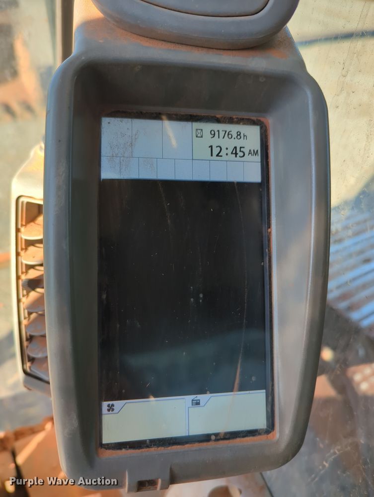 image for item OL9189 2012 John Deere 210G LC  excavator