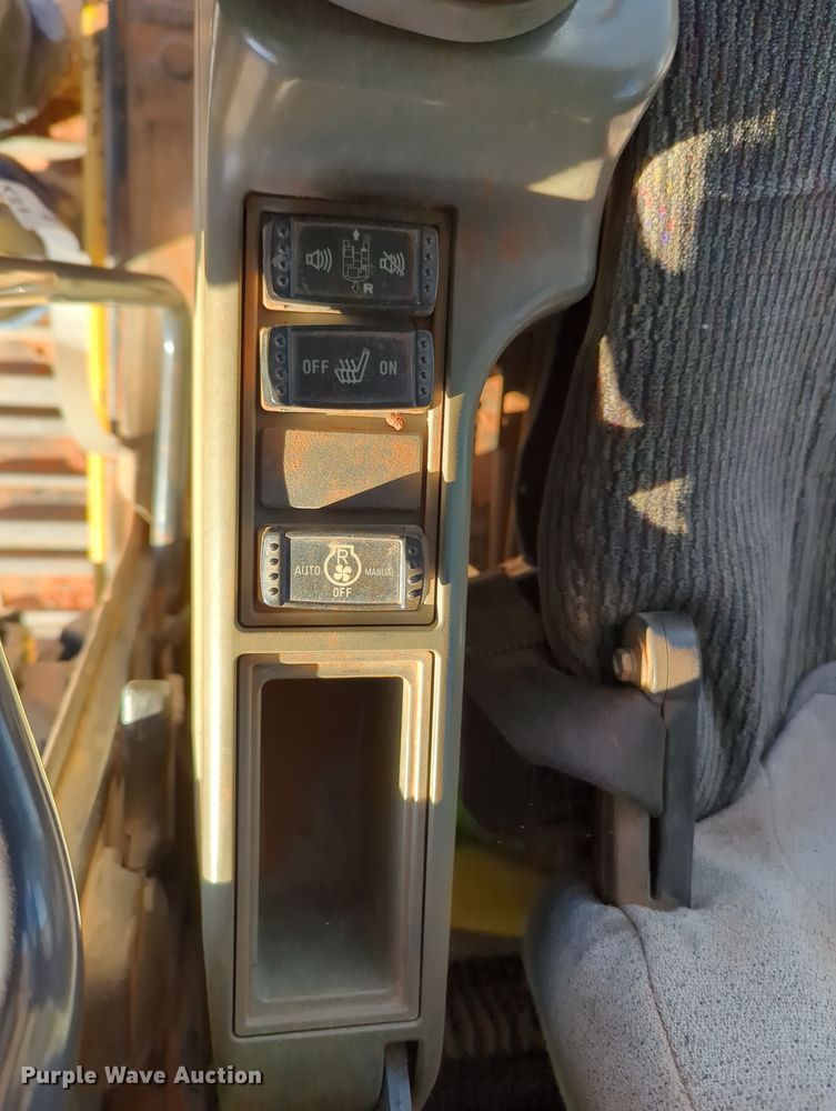 image for item OL9189 2012 John Deere 210G LC  excavator