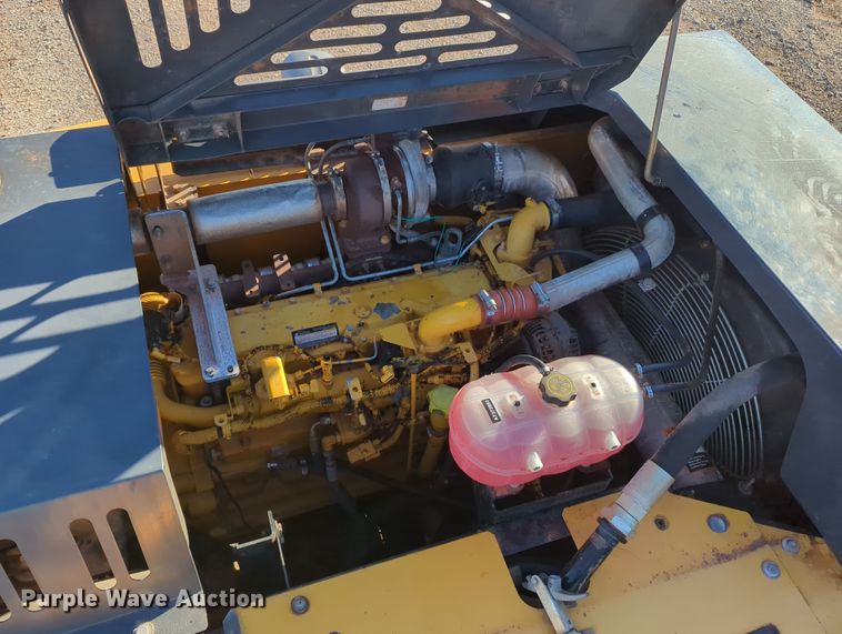 image for item OL9189 2012 John Deere 210G LC  excavator