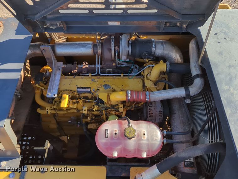 image for item OL9189 2012 John Deere 210G LC  excavator