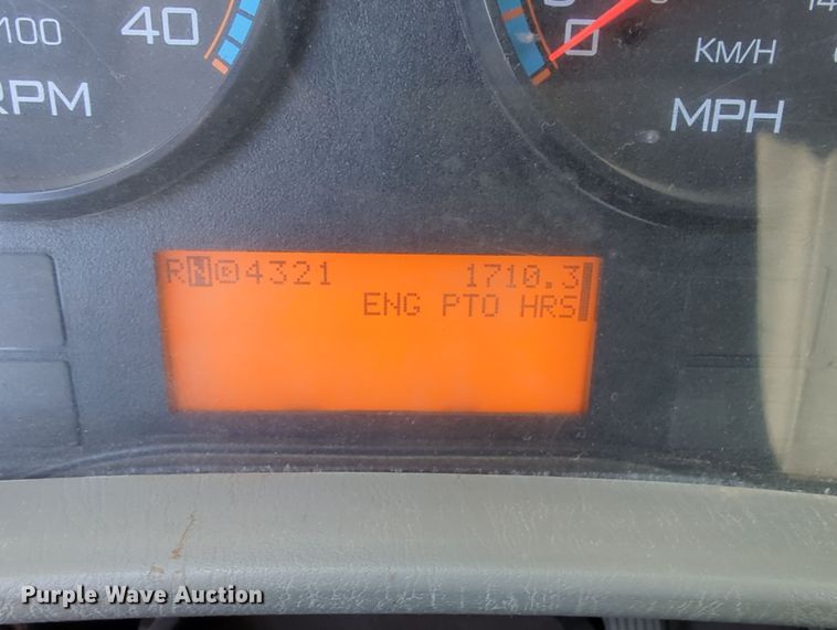 image for item OL9215 2009 International  DuraStar 4300 bucket truck