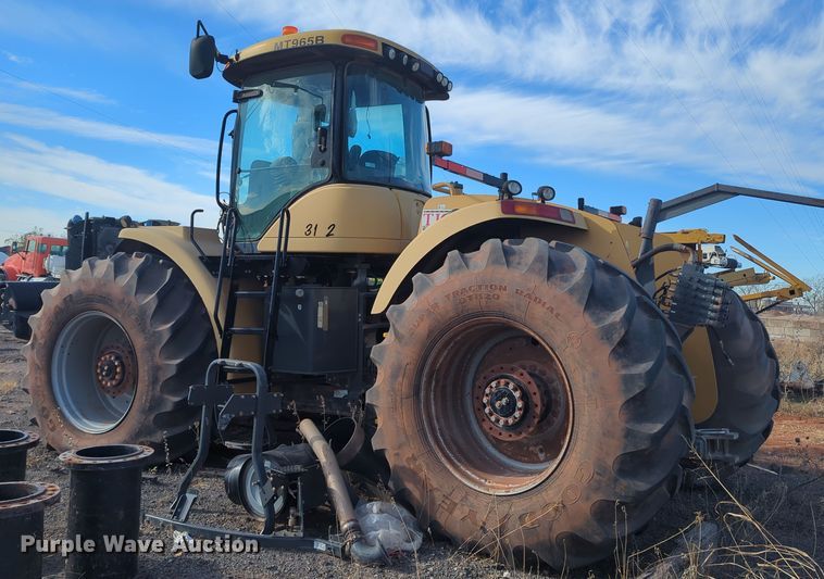 image for item OL9217 2008 Challenger MT965B 4WD tractor