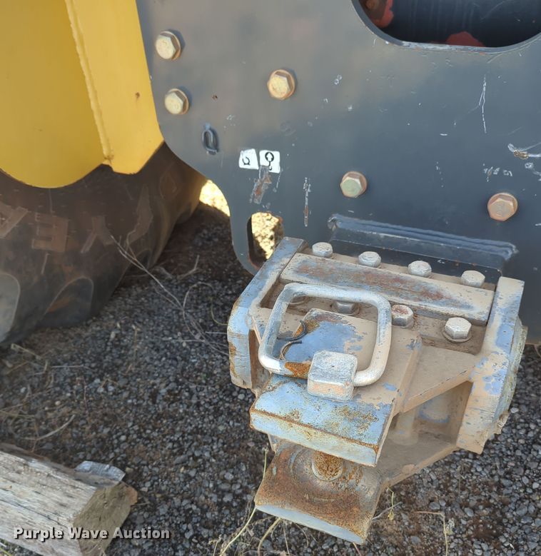 image for item OL9217 2008 Challenger MT965B 4WD tractor