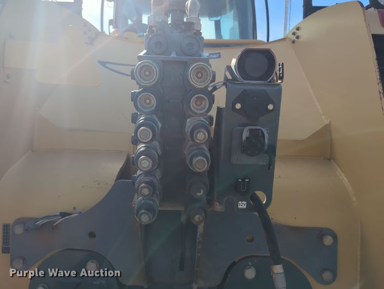 image for item OL9217 2008 Challenger MT965B 4WD tractor