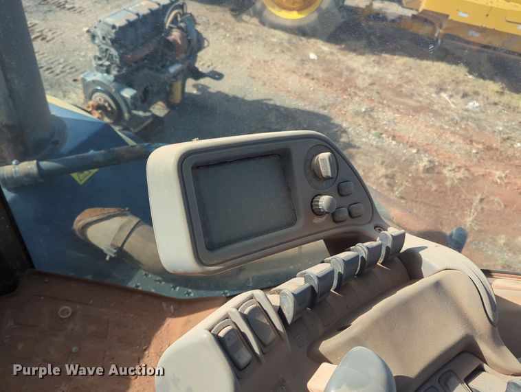 image for item OL9217 2008 Challenger MT965B 4WD tractor