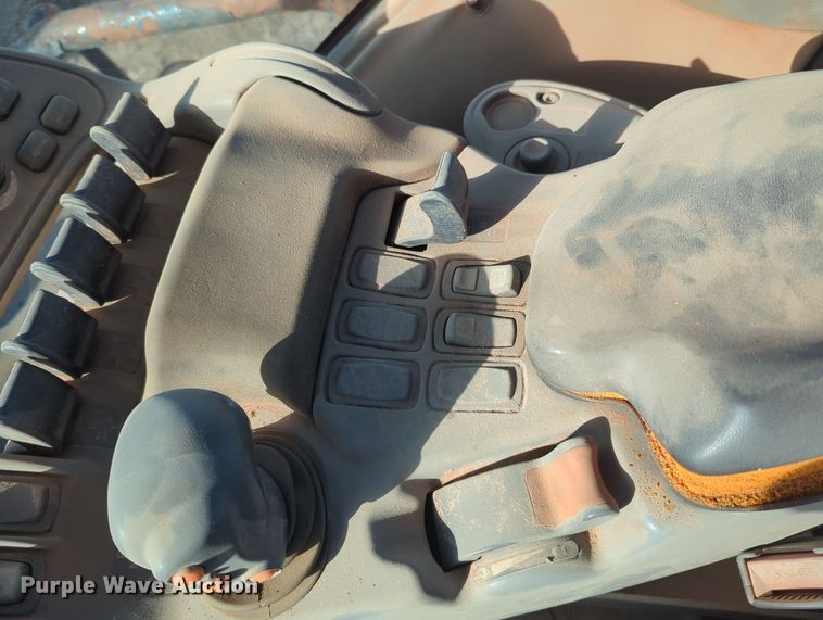 image for item OL9217 2008 Challenger MT965B 4WD tractor