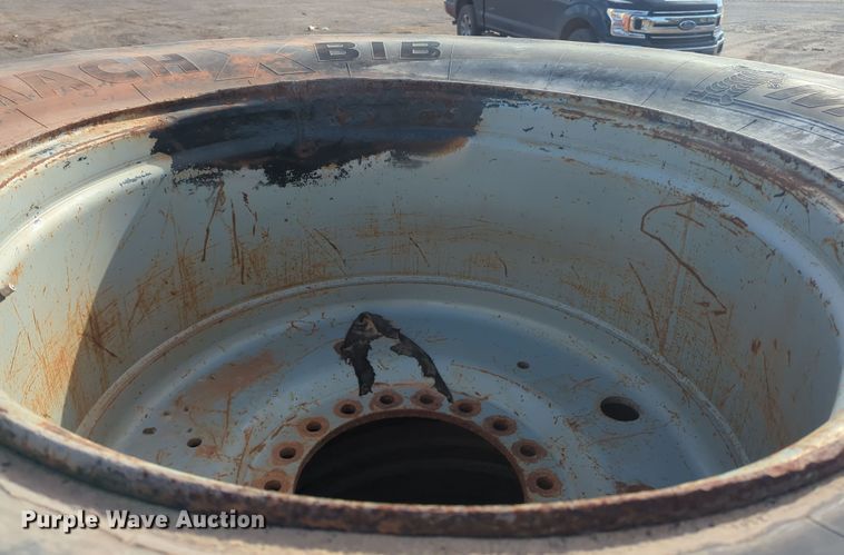 image for item OL9217 2008 Challenger MT965B 4WD tractor