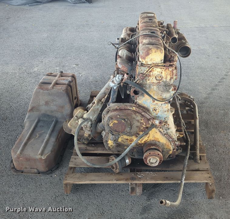 image for item OL9222 1978 Mack ENDT 676  engine