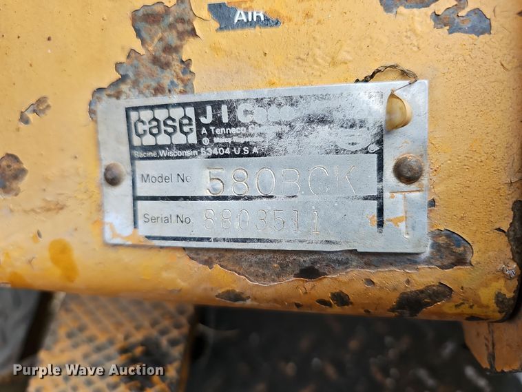 image for item OL9474 1976 Case 585  forklift