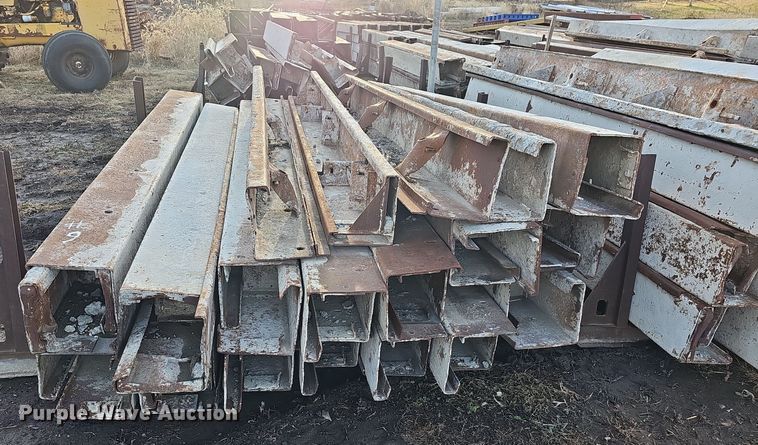 image for item OL9476 (120) concrete paving forms