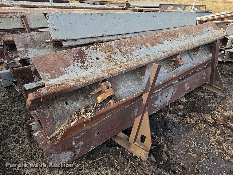 image for item OL9477 (78) concrete paving forms