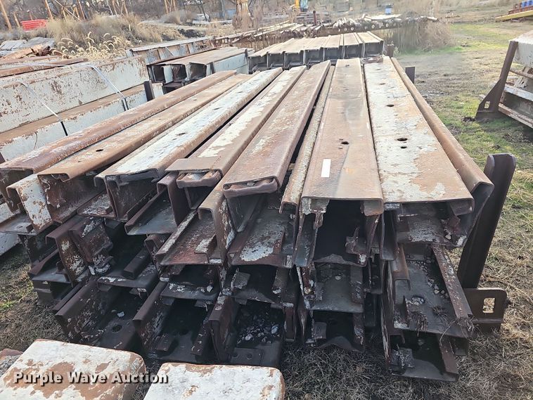 image for item OL9479 (119) concrete paving forms