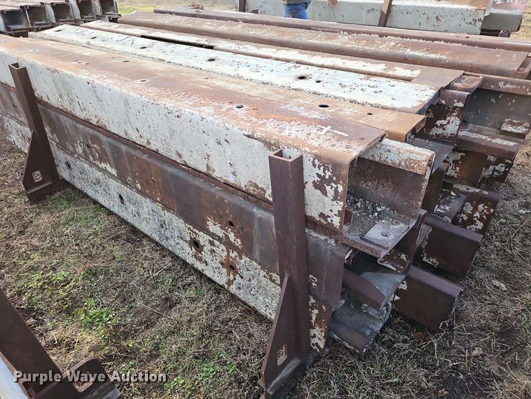 image for item OL9479 (119) concrete paving forms