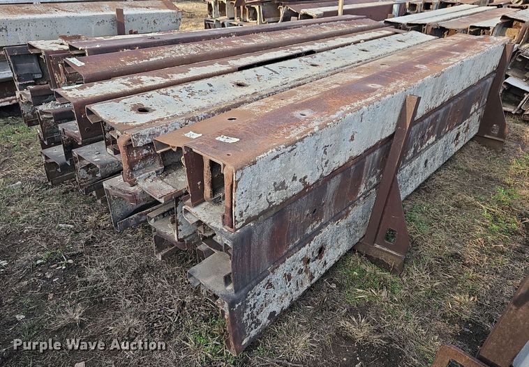 image for item OL9479 (119) concrete paving forms