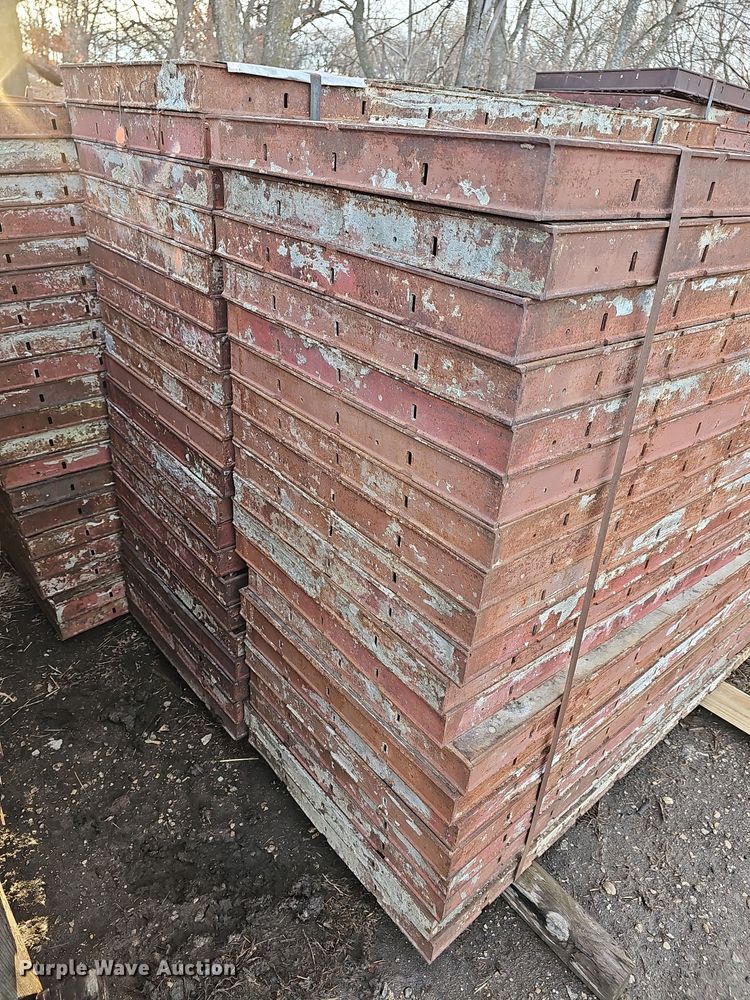 image for item OL9481 Symons Steel plywood concrete forms