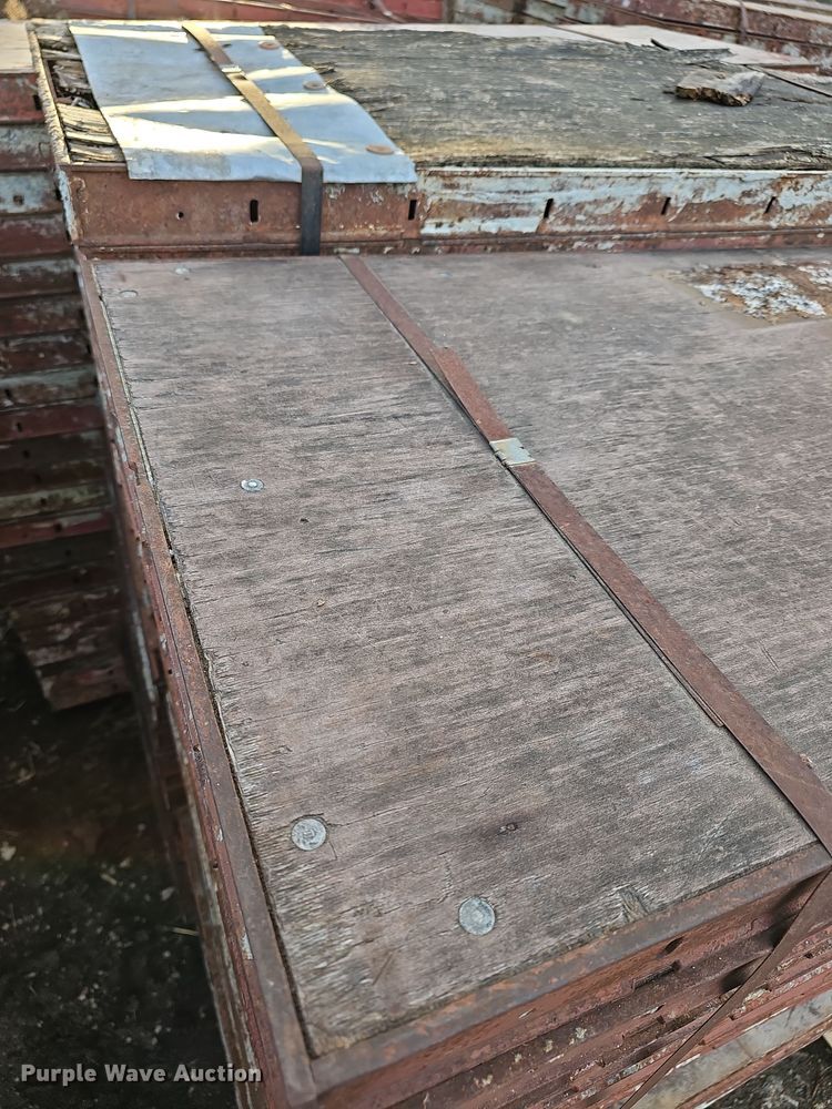 image for item OL9481 Symons Steel plywood concrete forms