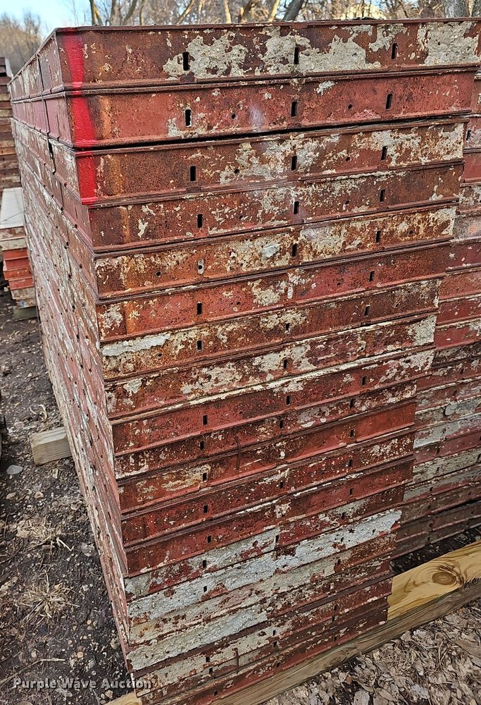 image for item OL9482 Symons Steel plywood  concrete forms