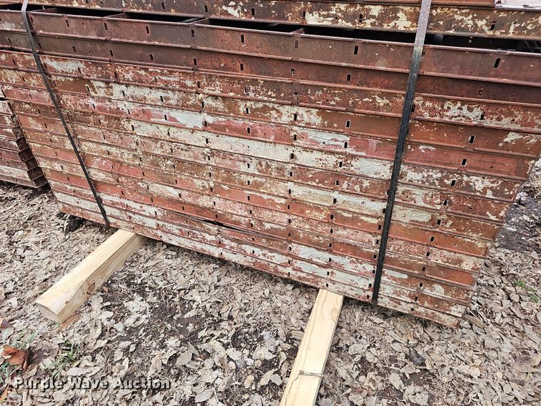 image for item OL9482 Symons Steel plywood  concrete forms