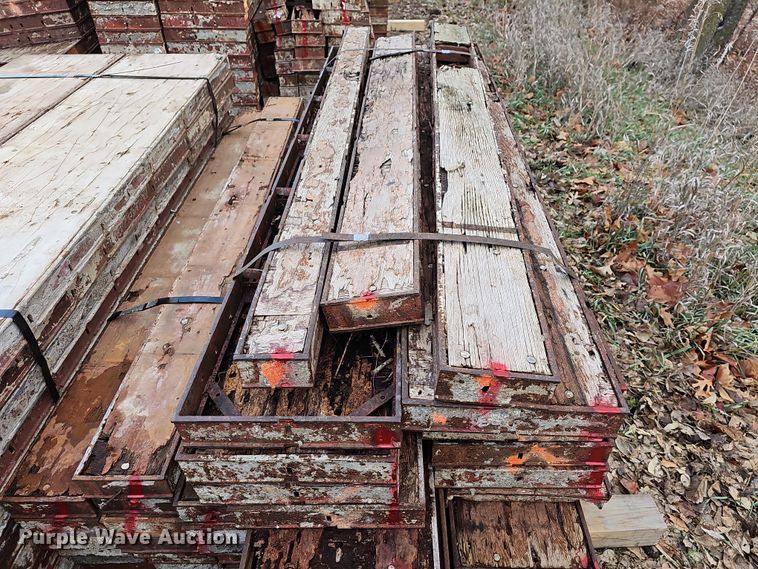 image for item OL9482 Symons Steel plywood  concrete forms