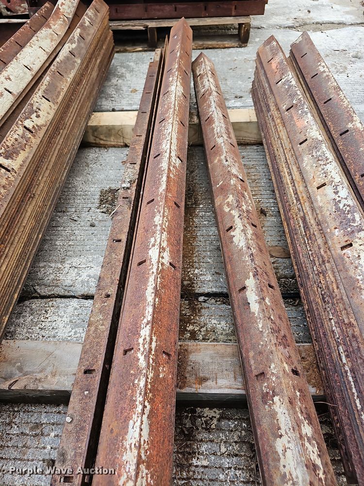 image for item OL9482 Symons Steel plywood  concrete forms