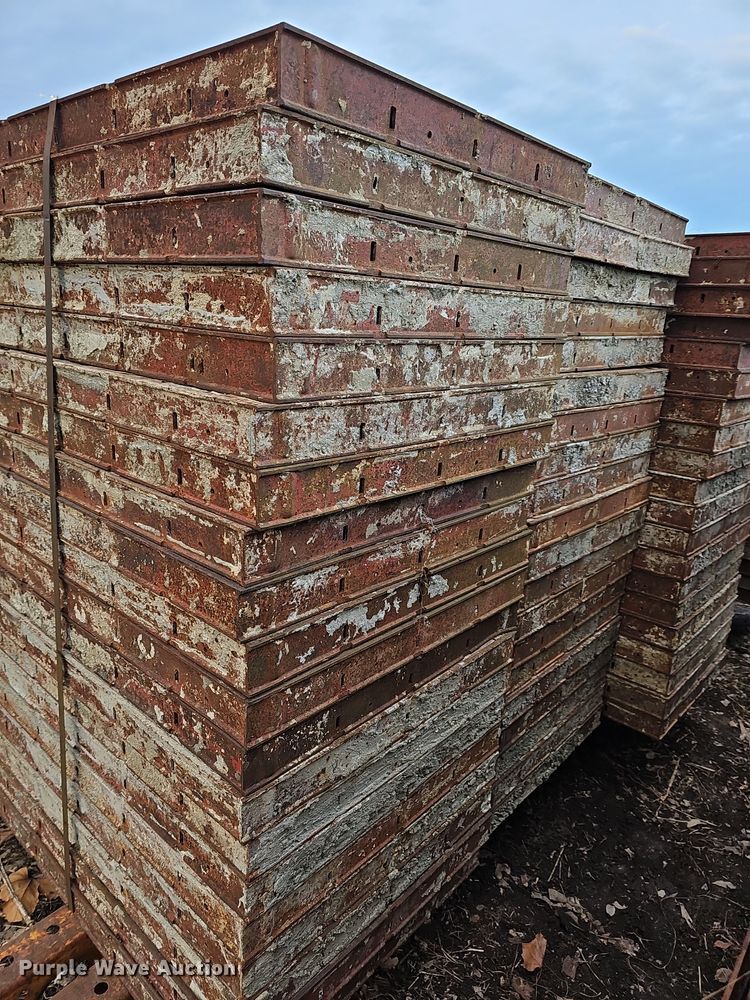 image for item OL9483 Symons Steel plywood concrete forms