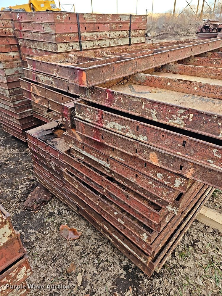 image for item OL9483 Symons Steel plywood concrete forms