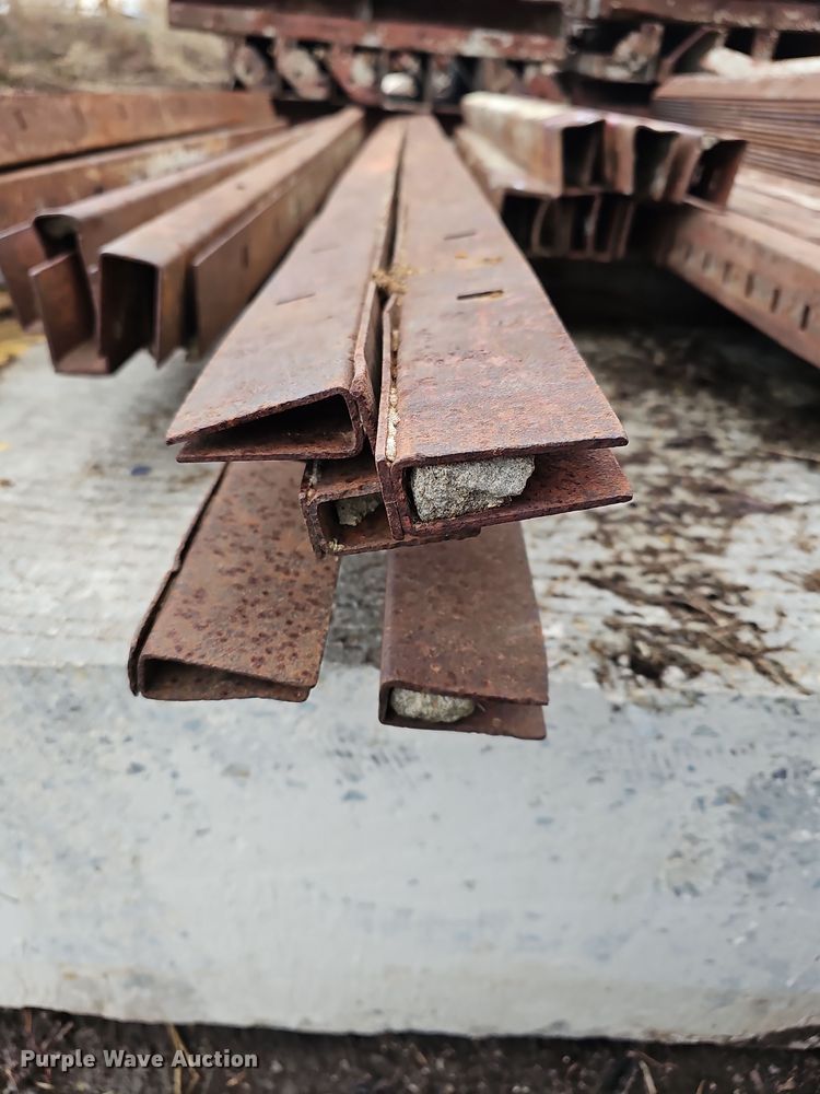 image for item OL9483 Symons Steel plywood concrete forms