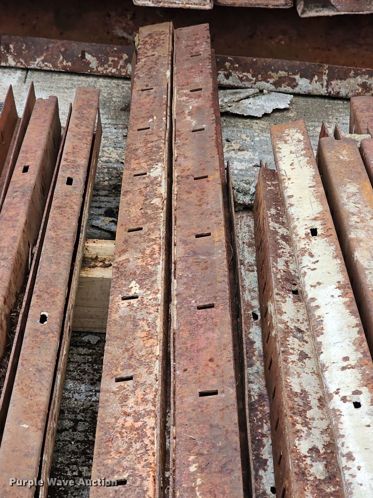 image for item OL9483 Symons Steel plywood concrete forms