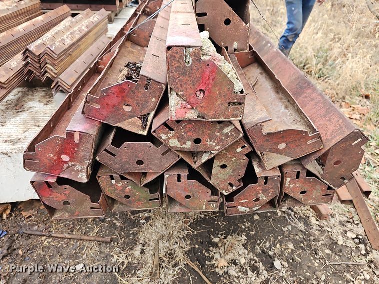 image for item OL9483 Symons Steel plywood concrete forms