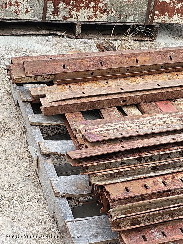 image for item OL9483 Symons Steel plywood concrete forms