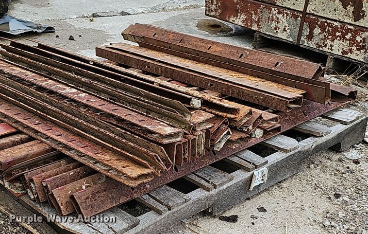 image for item OL9483 Symons Steel plywood concrete forms