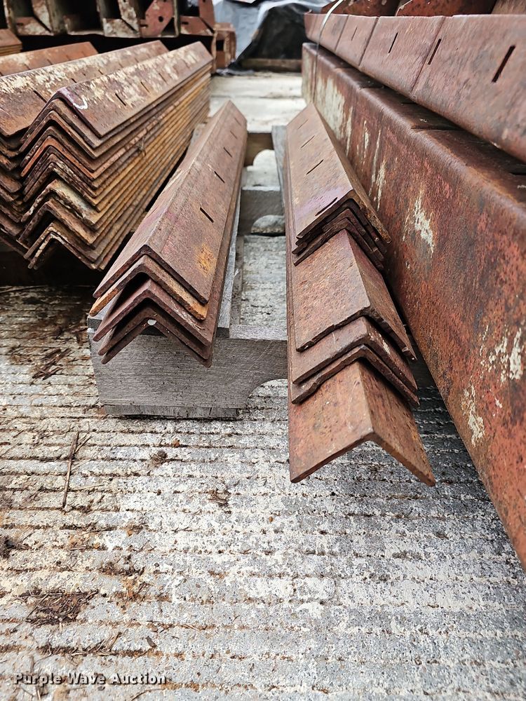 image for item OL9483 Symons Steel plywood concrete forms